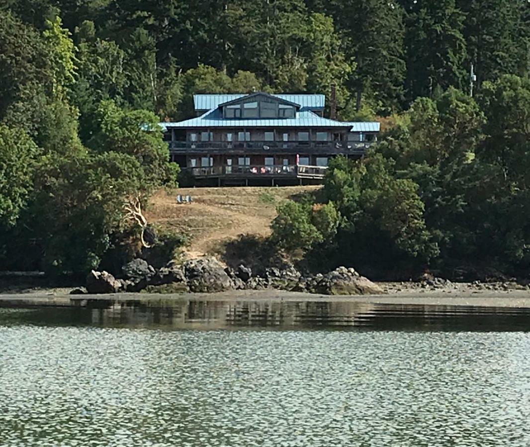 Arbutus Cove Guesthouse Metchosin Ngoại thất bức ảnh